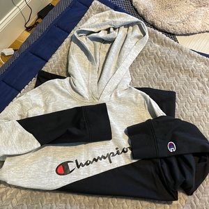 Champion long sleeve’s